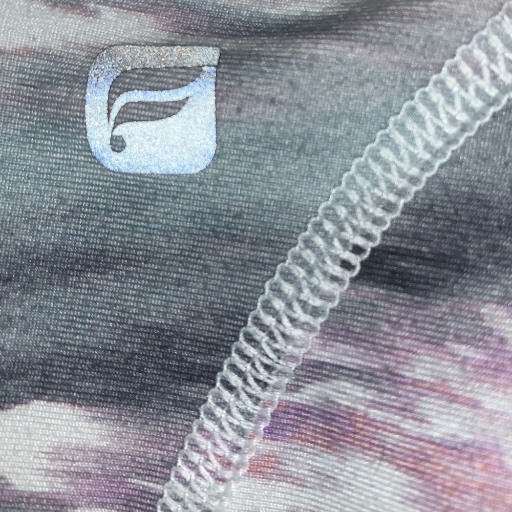 Fabletics High Waisted Marbled Pattern Capri - image 8